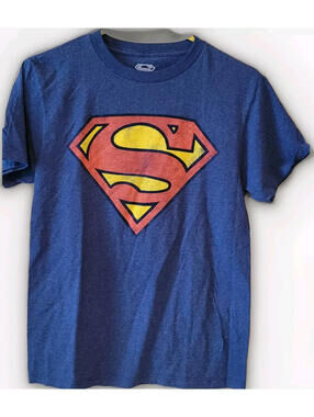 Superman Classic Short Sleeve Tshirt Unisex Size Small Blue Red Logo DC Comics